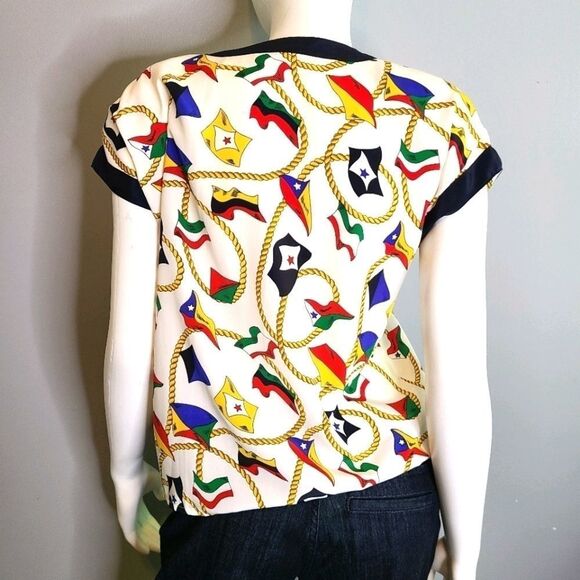 Laura & Jayne Vintage Flags Around the World Top sz 8 - Picture 8 of 10